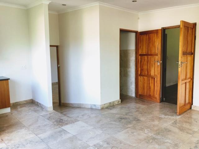 To Let 4 Bedroom Property for Rent in Hout Bay Western Cape